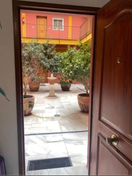 Appartement Relator à Séville Extérieur photo